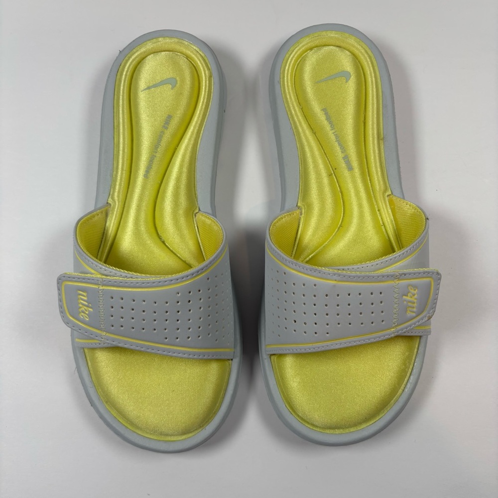 Nike Slides Women’s Sz 7 Grey Yellow Adjustable Slip On Comfort Footbed Sandals
